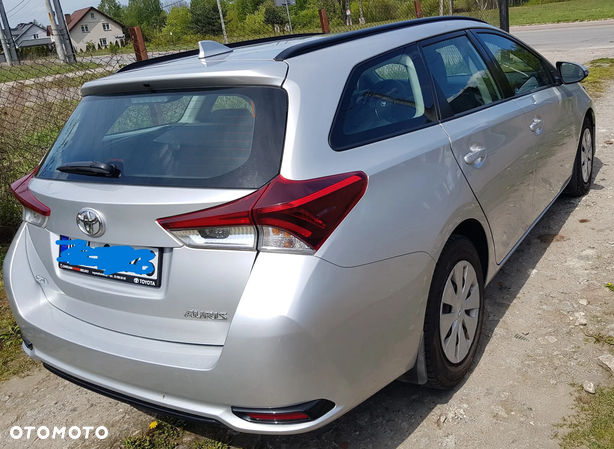 Toyota Auris 1.6 Active - 5