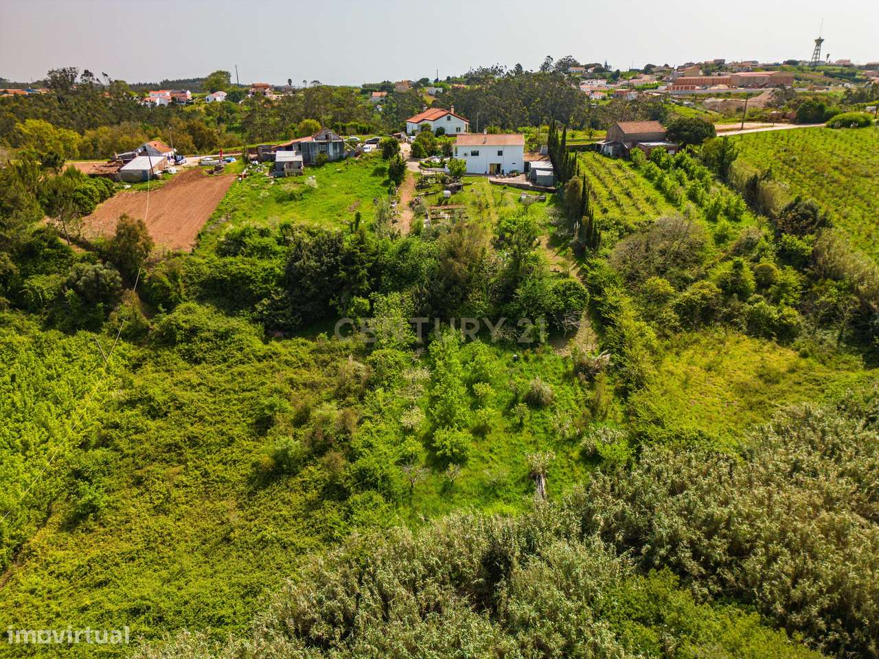 Moradia T3 localizada no Carvalhal, Bombarral-42