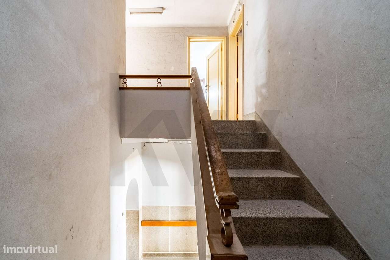 Prédio no centro histórico de Braga-9