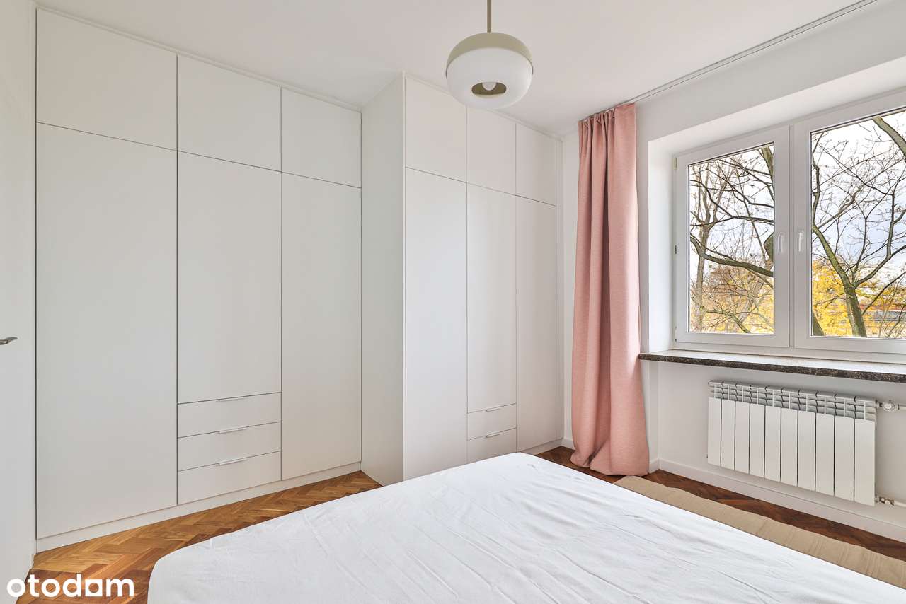 Klimatyczne mieszkanie z widokiem na Plac Hallera - Pełny obrazek: 5/17