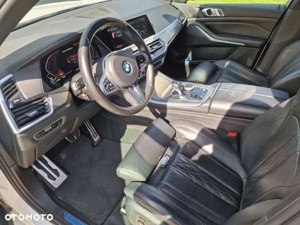 BMW X5 M M50d - 27