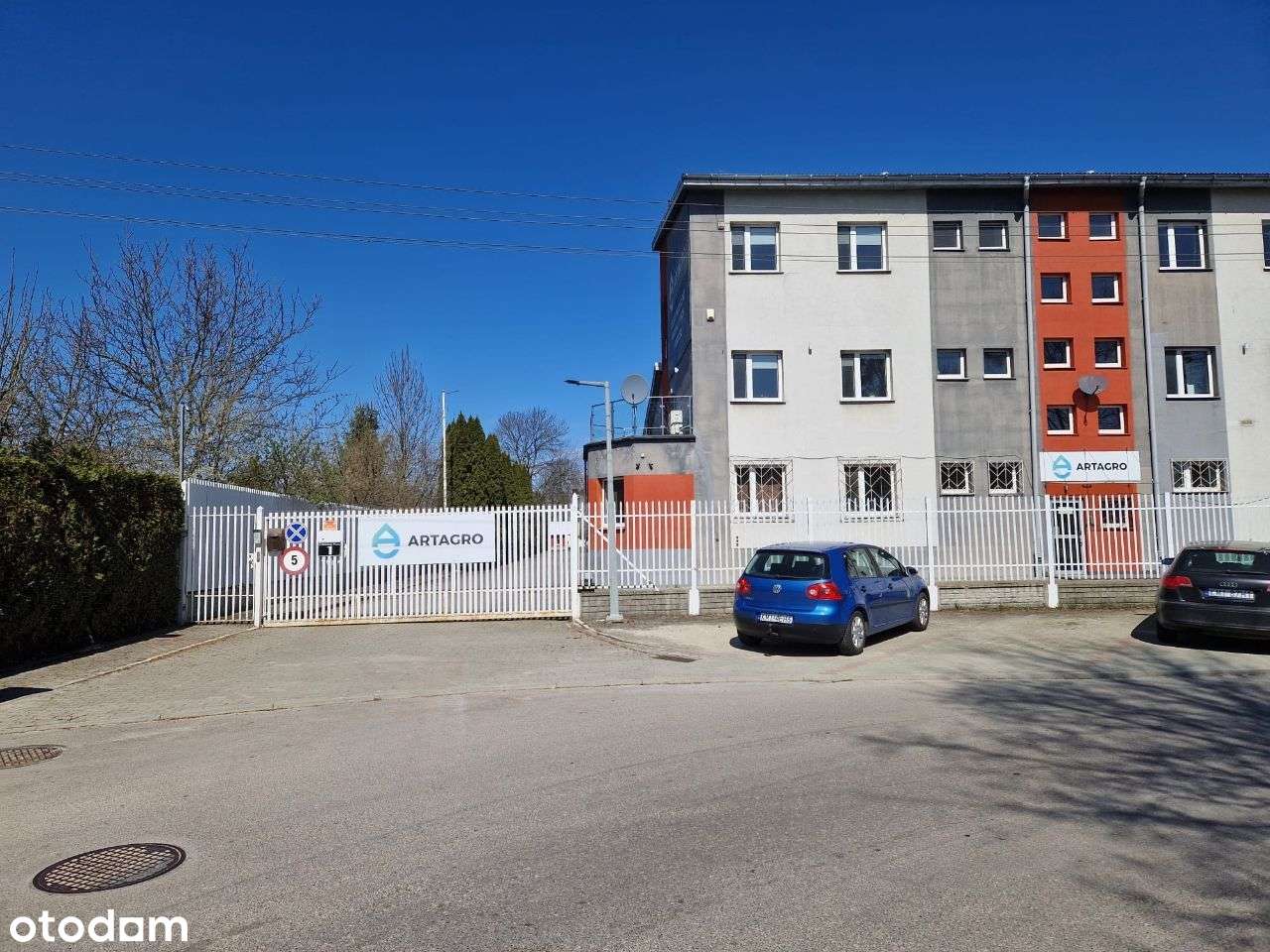 Hale magazynowo-produkcyjne z częścią biurową - Pełny obrazek: 5/19