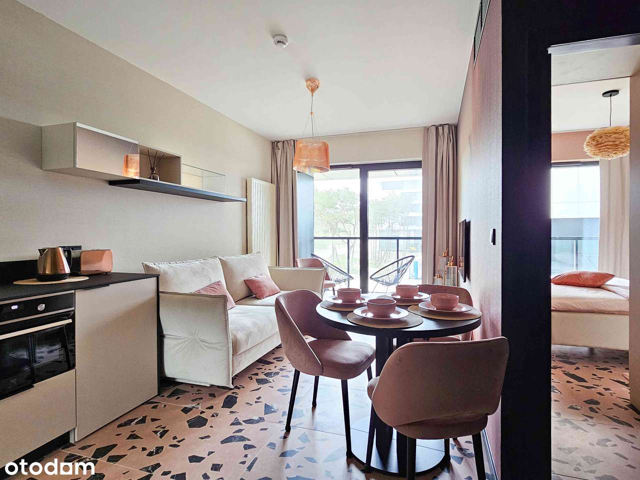 Shellter - 32m2, 2pokoje z balkonem tuż przy plaży na długi termin - Pełny obrazek: 3/15