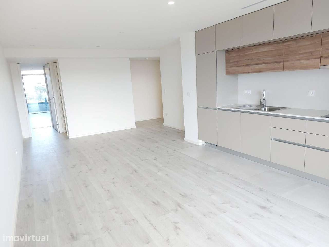 Apartamento T3  em Vila Nova de Gaia, Canidelo - Ref. SD/04543/RS - Grande imagem: 4/19