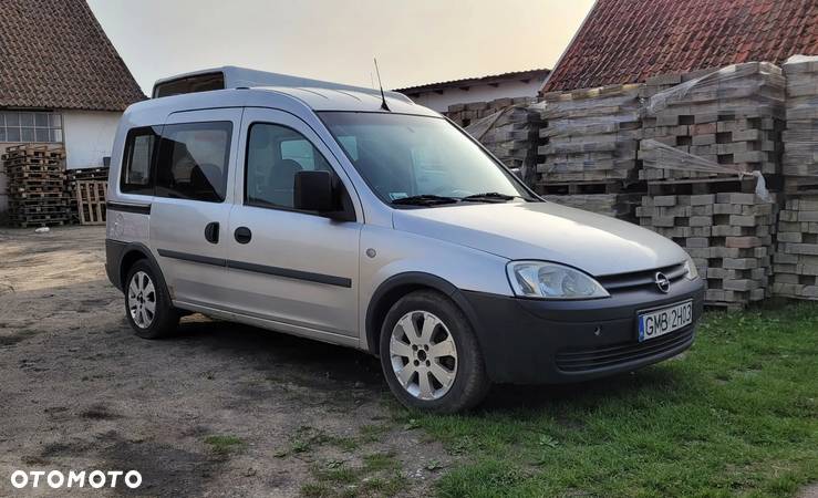 Opel Combo - 1