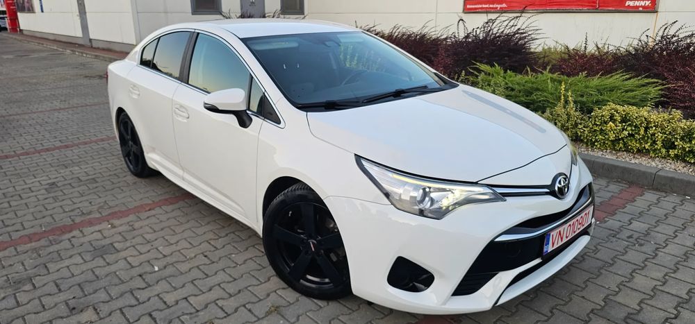Toyota Avensis 2016