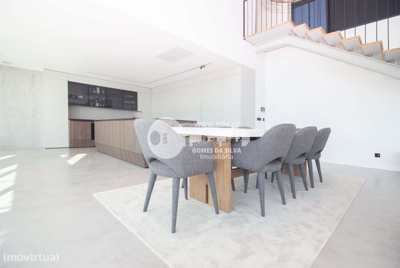 Moradia T3 Contemporânea e Diferenciada em Braga - Grande imagem: 4/60