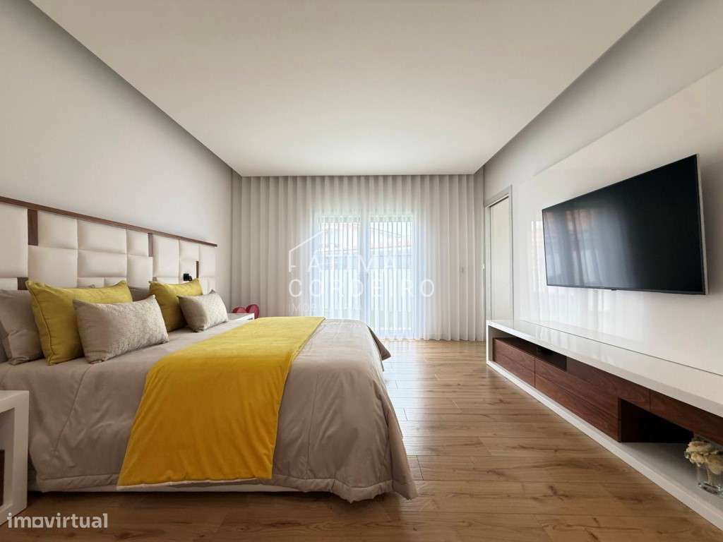 Fantástica Moradia T4+1 Quinta do Anjo/Auto Europa-17