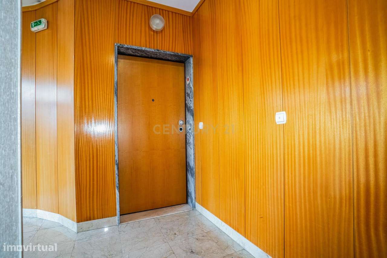 Apartamento T1 com terraço privado | Vila Pouquet | Caldas da Rainha - Grande imagem: 4/19