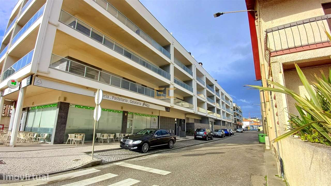 Apartamento T3 novo, com garagem, para venda na Figueira da Foz- Buarc-40