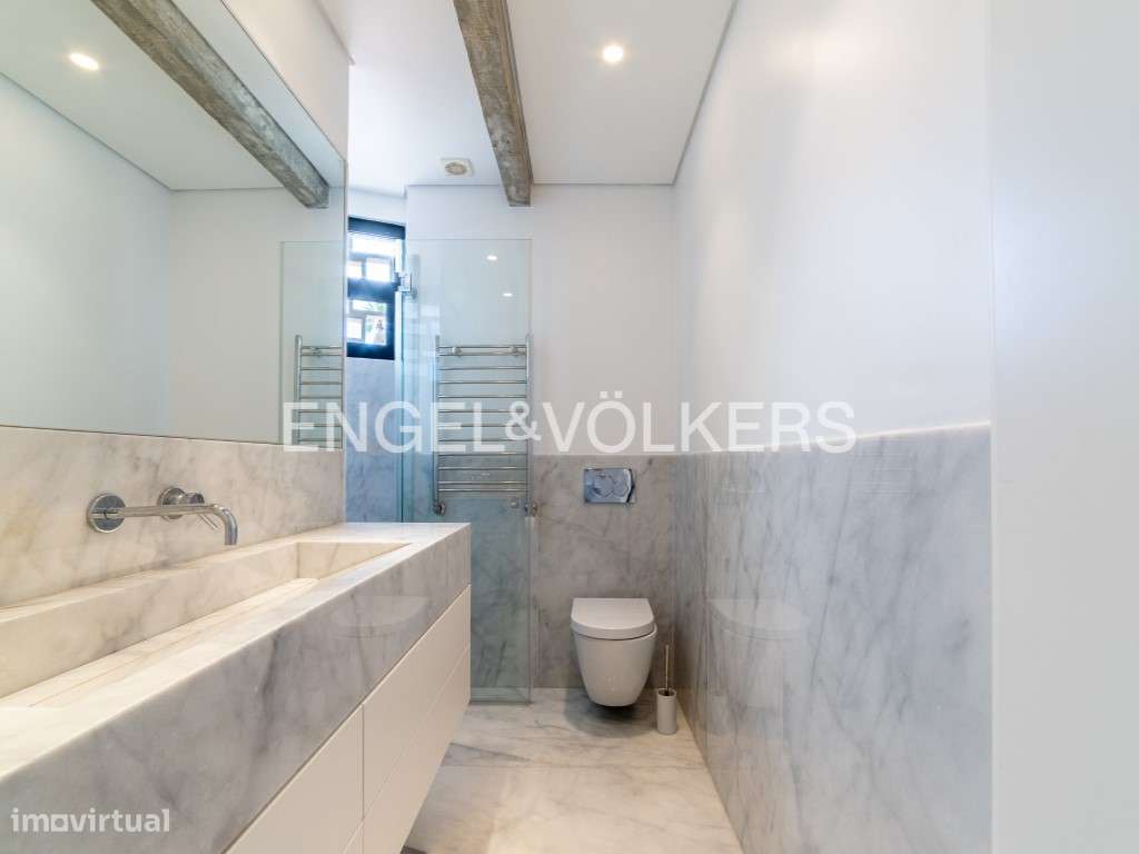 Apartamento T3 renovado no Principe Real-11