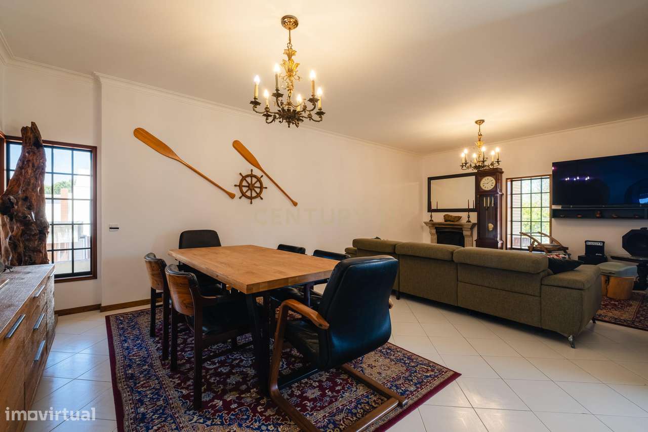 MORADIA T3 A 800M DA PRAIA DE SALGUEIROS | CANIDELO-10