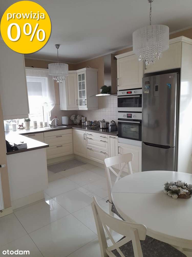 Nowoczesny dom wolnostojący z pięknym ogrodem - Pełny obrazek: 5/20