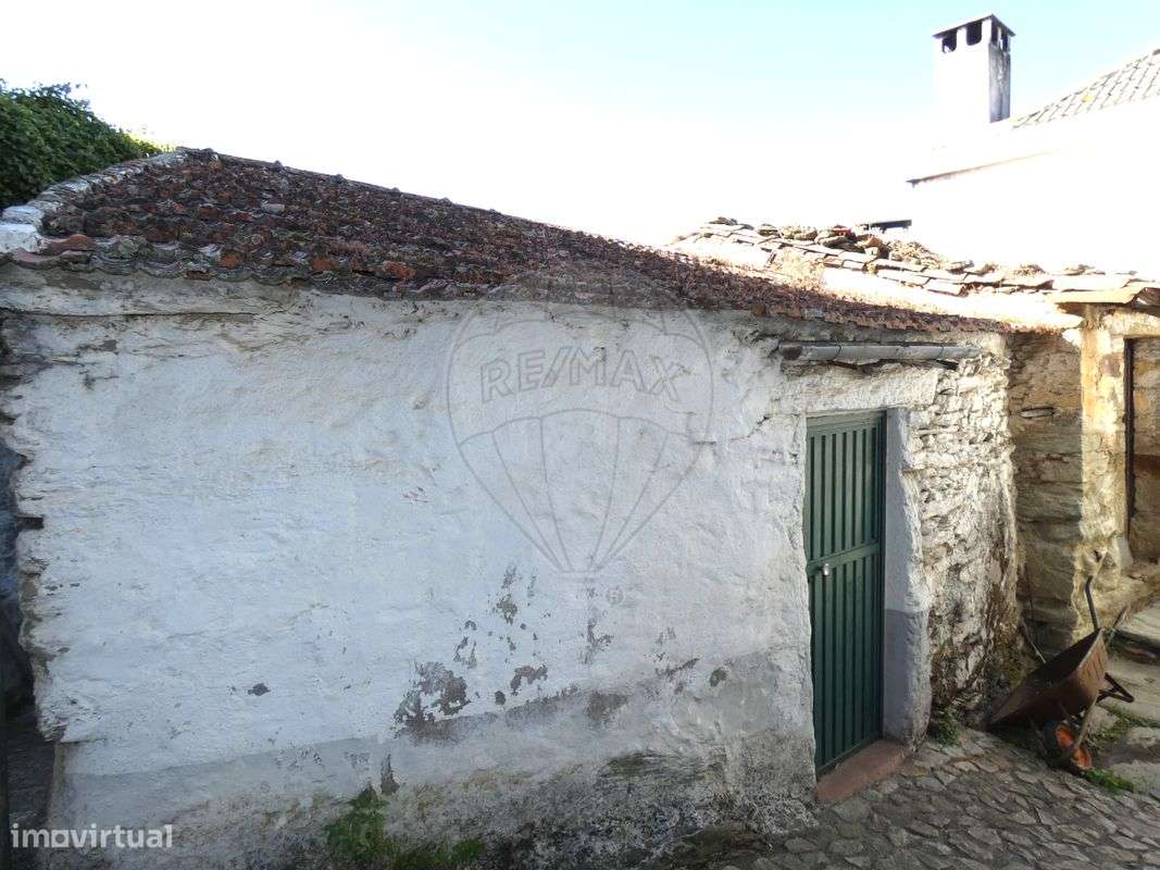 Moradia T0 para venda - Grande imagem: 1/10