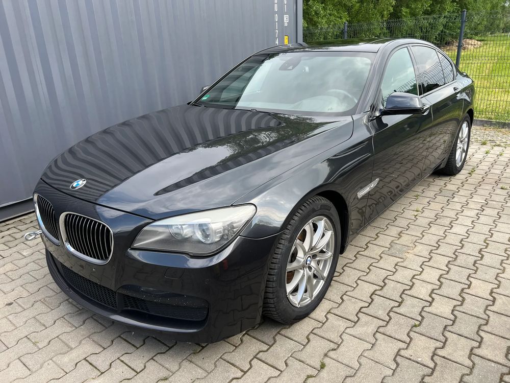 BMW 7 Series F01 740d xDrive 2011