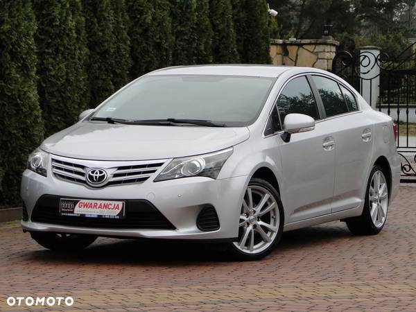 Toyota Avensis 1.8 Premium - 3