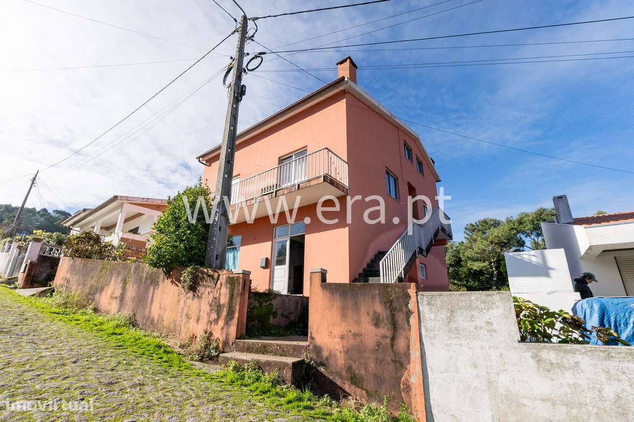 Moradia em Moledo com Vistas Deslumbradas!-15