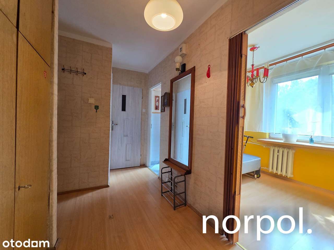 3 niezależne pokoje, osobna kuchnia, łazienka, toaleta, balkon-12