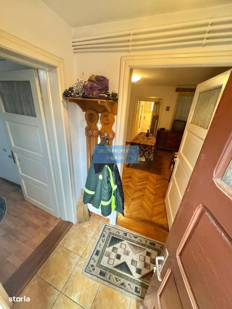 Casă de vânzare  zona Str. Gheorghe Doja, 3 camere - Imagine principală: 2/12