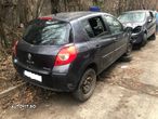 Dezmembrez Renault Clio 3 2007 gri benzina - 3