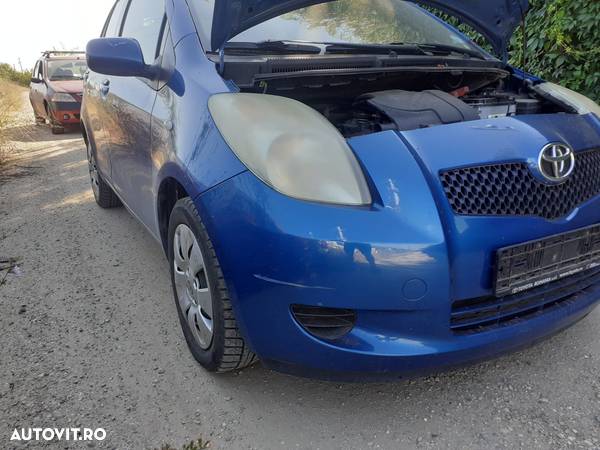 Motor Toyota Yaris 1.0 benzina - 2