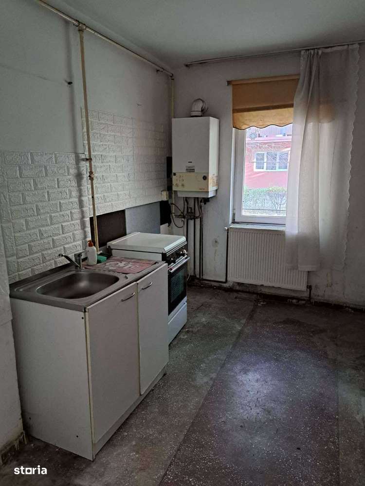 Apartament de vanzare 2 camere , Micro 16 , parter , 53.000 euro neg.-6