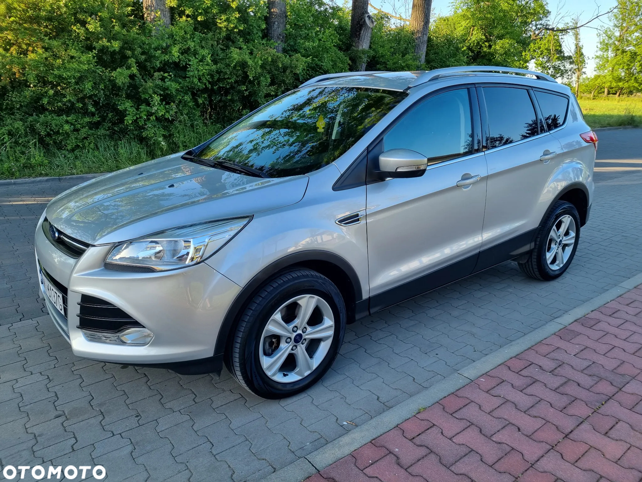 Ford Kuga 2.0 TDCi 2x4 SYNC - 17