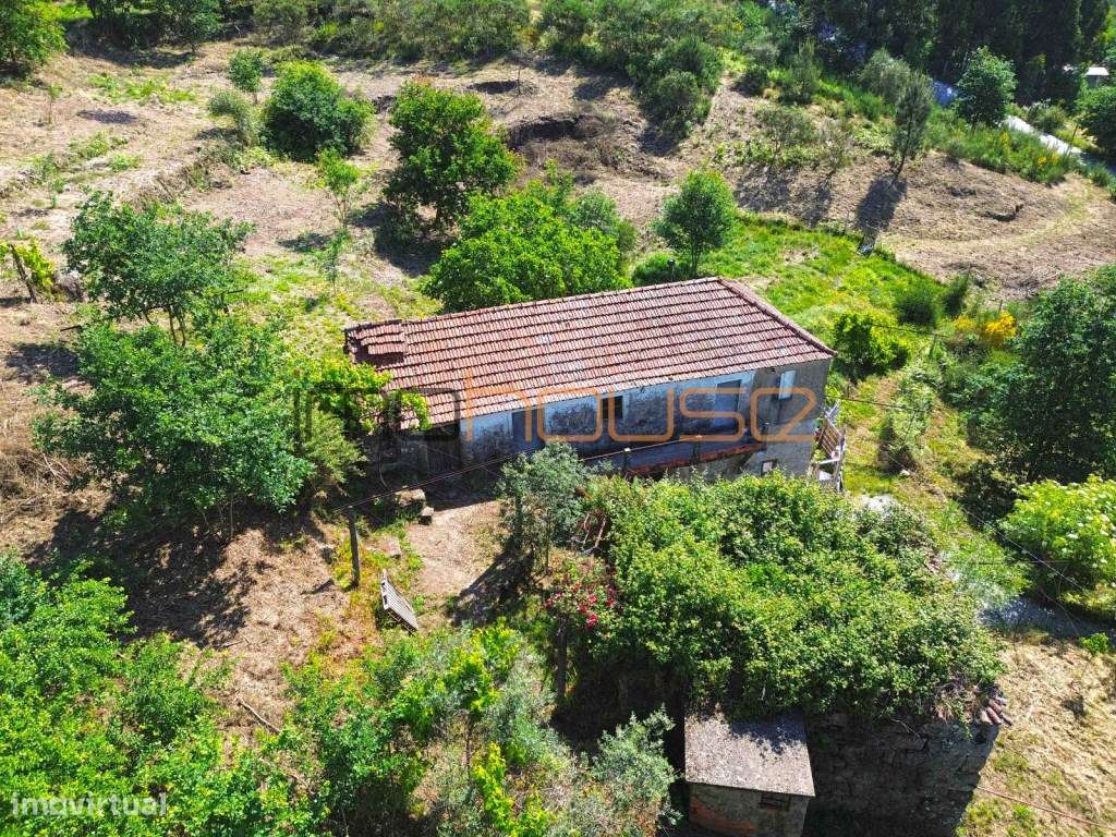Quinta 2,6ha - Vista panorâmica e várias edificações-32