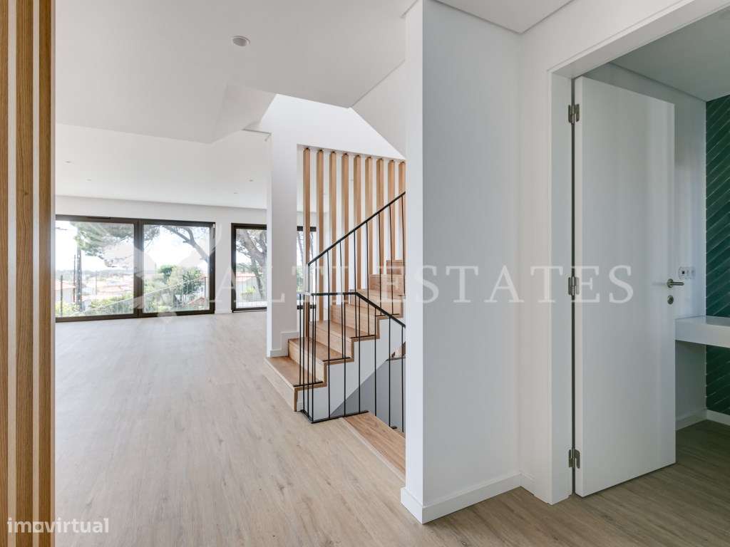 Moradia moderna T3+1 recém-construída em Murches-4