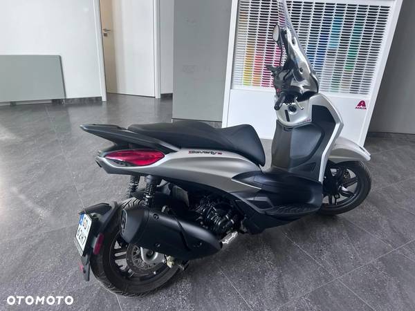 Piaggio Beverly - 4