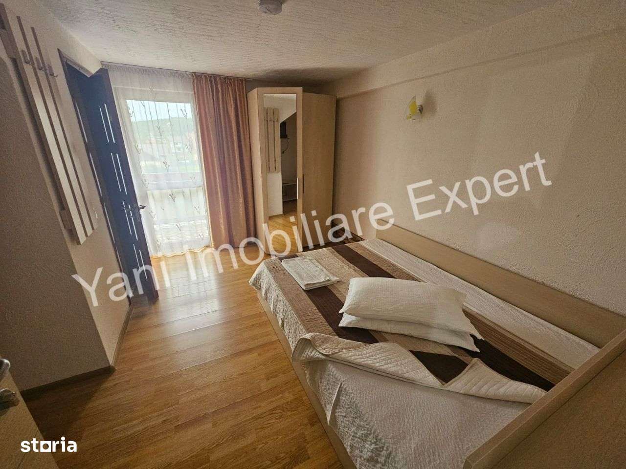 Pensiune de vânzare în comuna Valea Iașului, Judet Arges. - Imagine principală: 4/19