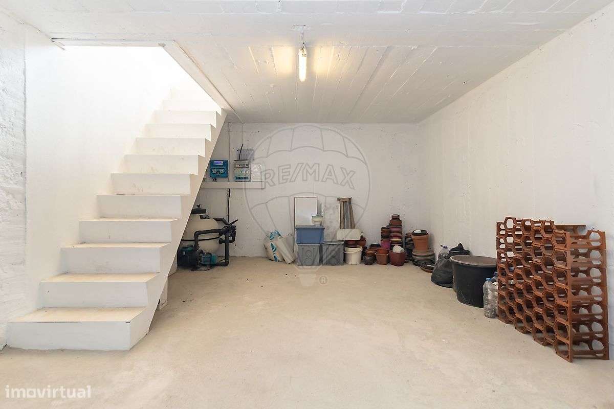 Moradia T4 nas Casas de Azeitão-47