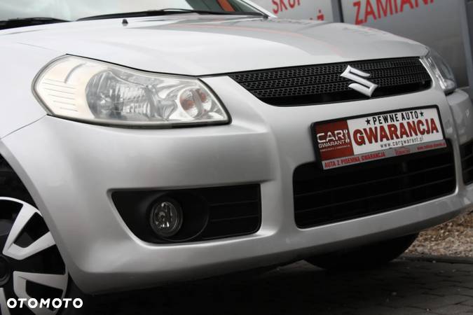 Suzuki SX4 1.6 GLX / Comfort - 24