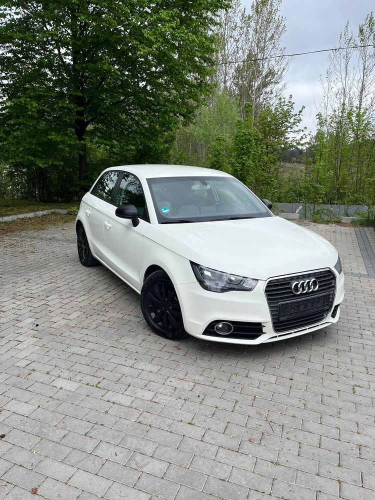 Audi A1 8X 1.6 TDI Ambition 2012