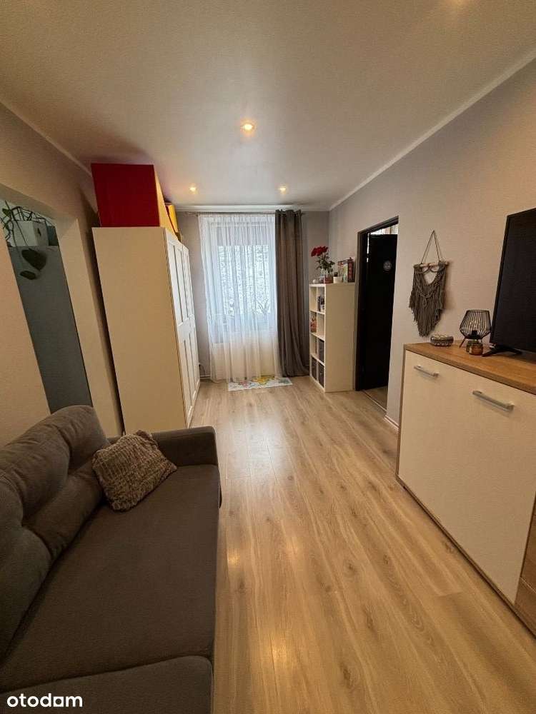 Dwa pokoje - Nowe Miasto - umeblowane - Pełny obrazek: 4/9