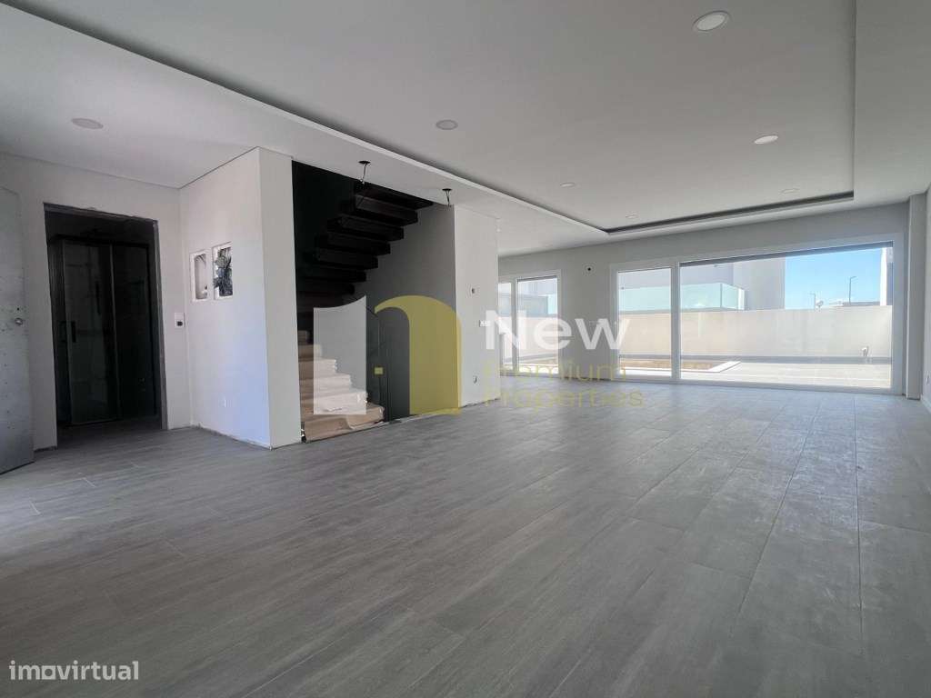 Moradia Nova T3+1 com Piscina em Alcochete. - Grande imagem: 5/38