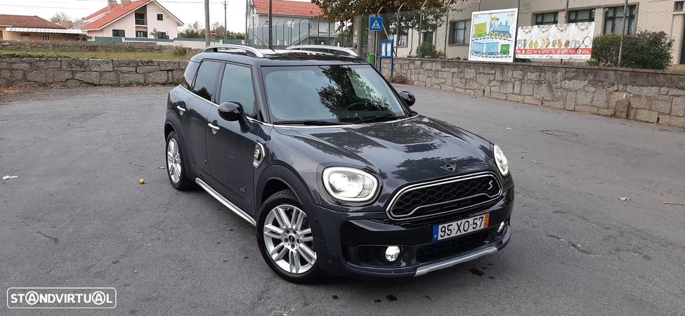 MINI Countryman Cooper SE ALL4 Auto - 2