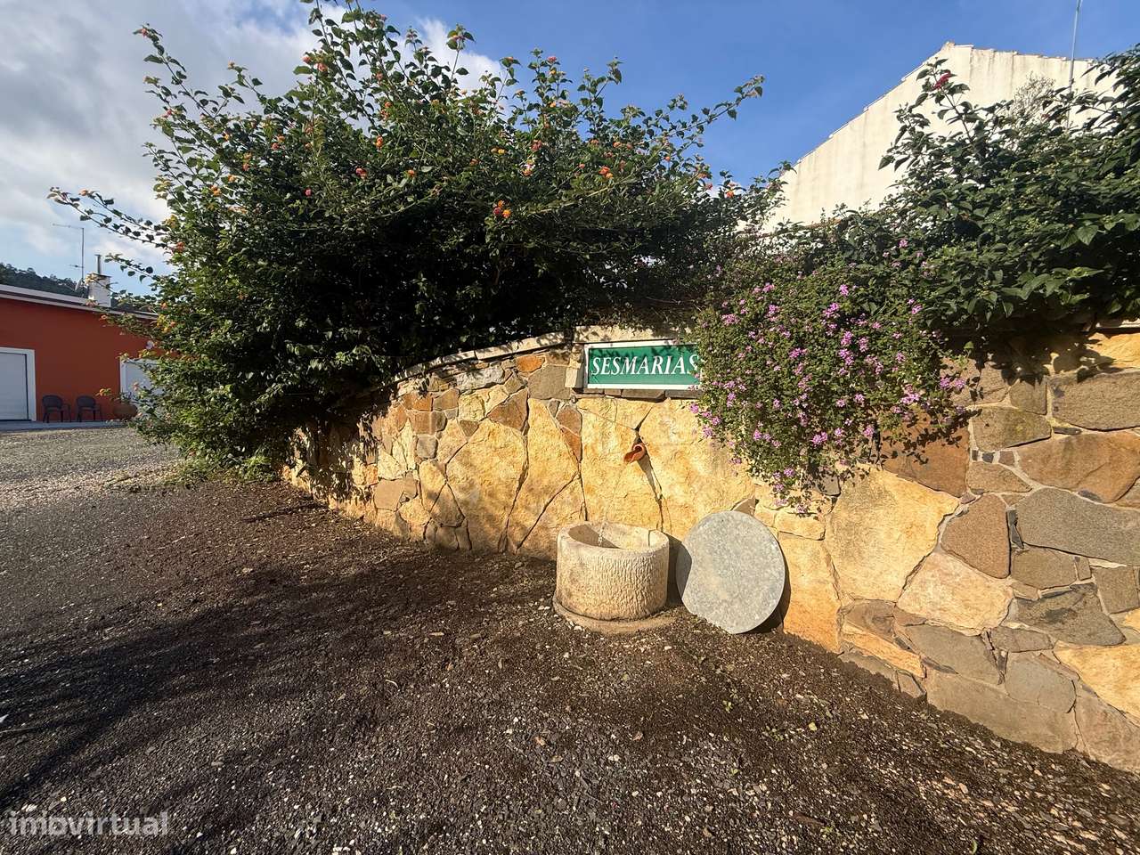 Quintinha com habitação, armazéns e terreno - Rio Maior-33