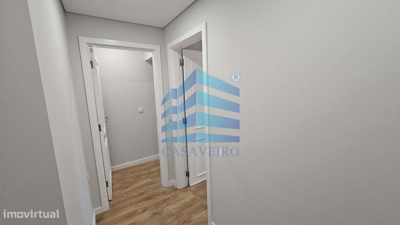 Apartamento T2+1 com terraço em Esgueira-8