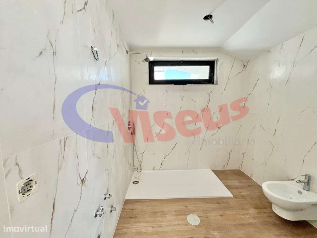 Apartamento T1 Penthouse com terraço.-20