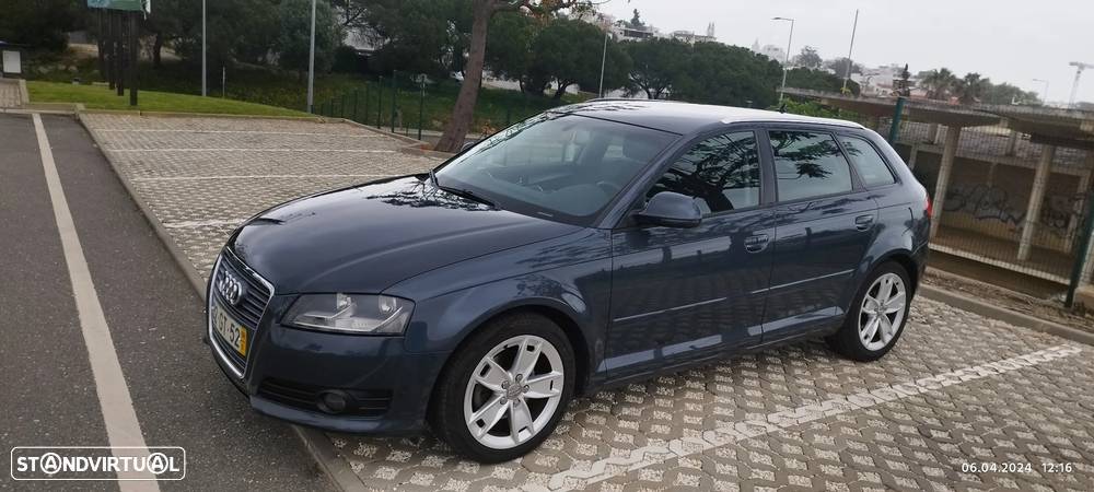 Audi A3 Sportback 2.0 TDi DSG - 1