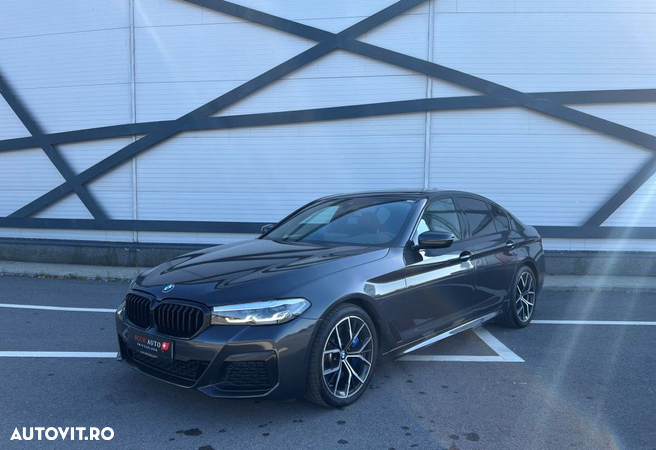 BMW Seria 5 540d xDrive MHEV - 8