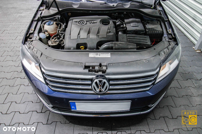 Volkswagen Passat Variant 1.6 TDI BlueMotion Technology Highline - 14