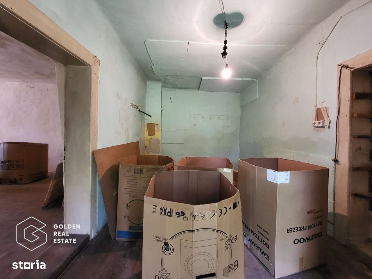 Casa cu teren de 1807 mp, Oras Lipova - Imagine principală: 4/9