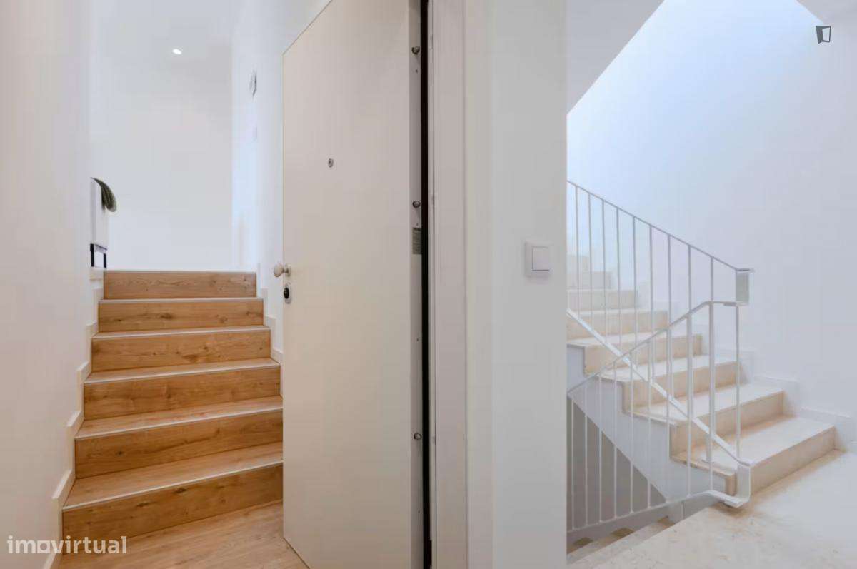 Apartamento com 2 quartos - localizado em Cedofeita Porto - Grande imagem: 3/8