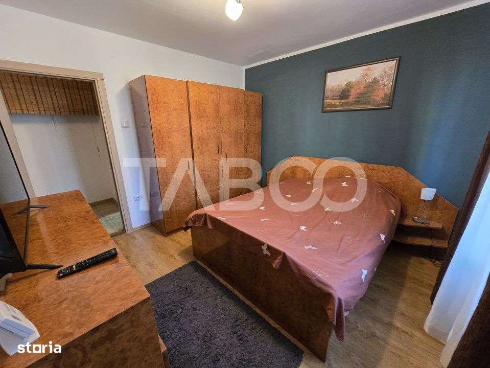 Apartament decomandat 3 camere balcon pivnita lift Vasile Aaron Sibiu - Imagine principală: 5/19