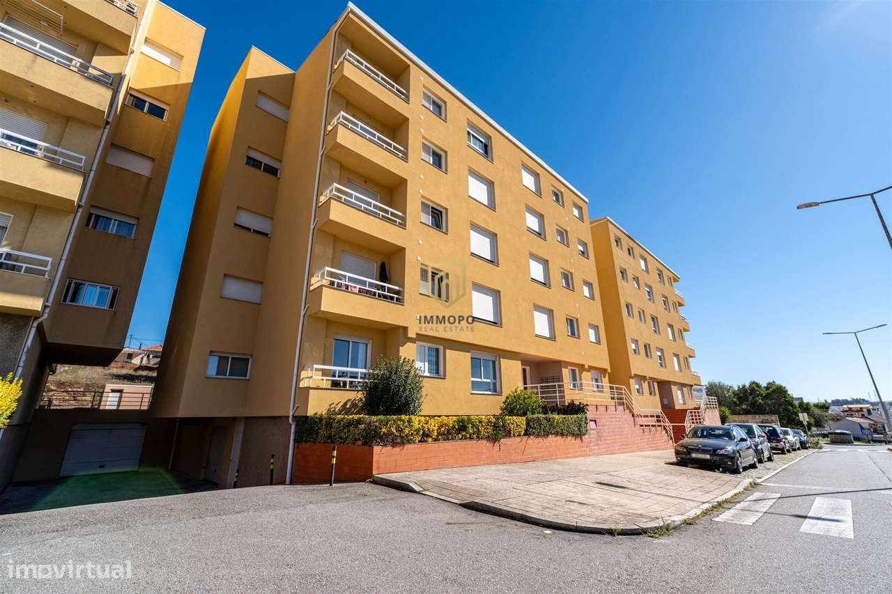 T2 renovado em Valongo com garagem e varanda-20