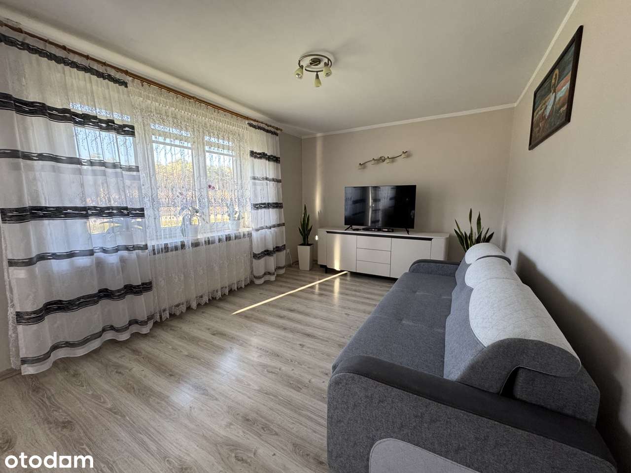 Gospodarstwo z domem, zabudowaniami i gruntami rolnymi-4,06h-15