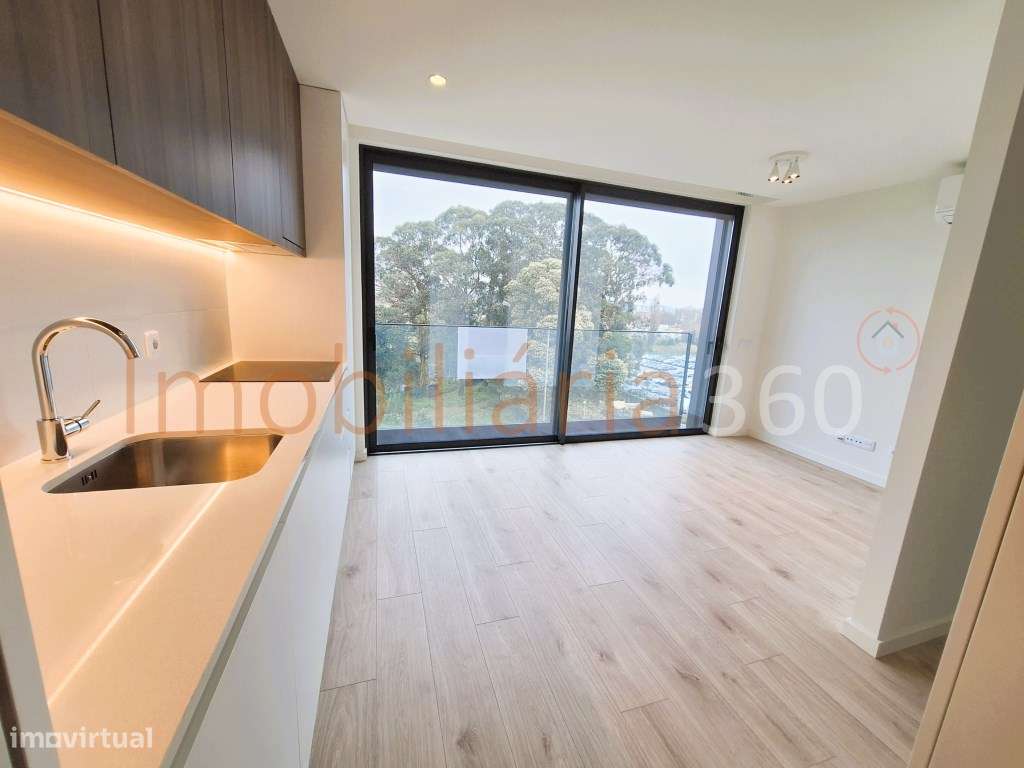 **Apartamento T0+1 Novo Caulinos**-12