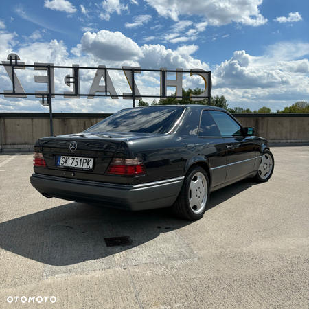 Mercedes-Benz W124 (1984-1993) - 8